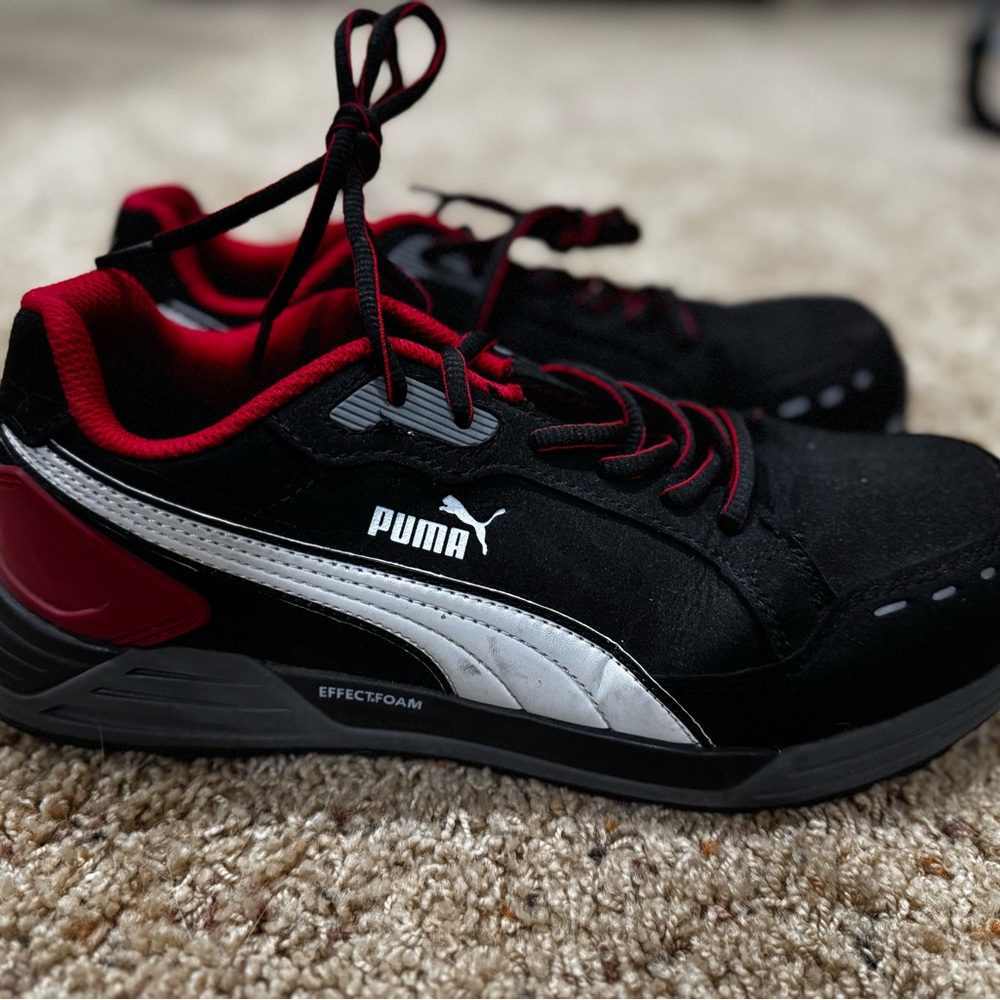 Puma Men's Safety shoes with composite hard toe